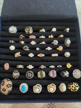45 costume rings.various sizes